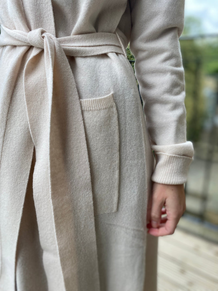 Italian luxury wool dressing gown Iona Debarge Italian luxury wool dressing gown Iona Debarge